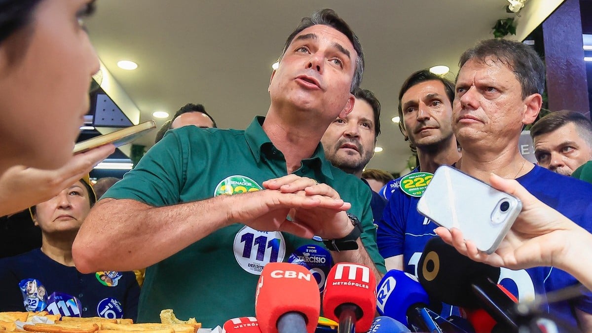 VÍDEO – URGENTE: Indicado por Flávio Bolsonaro para ministro da Saúde diz ser “contra colocar mais dinheiro no SUS”