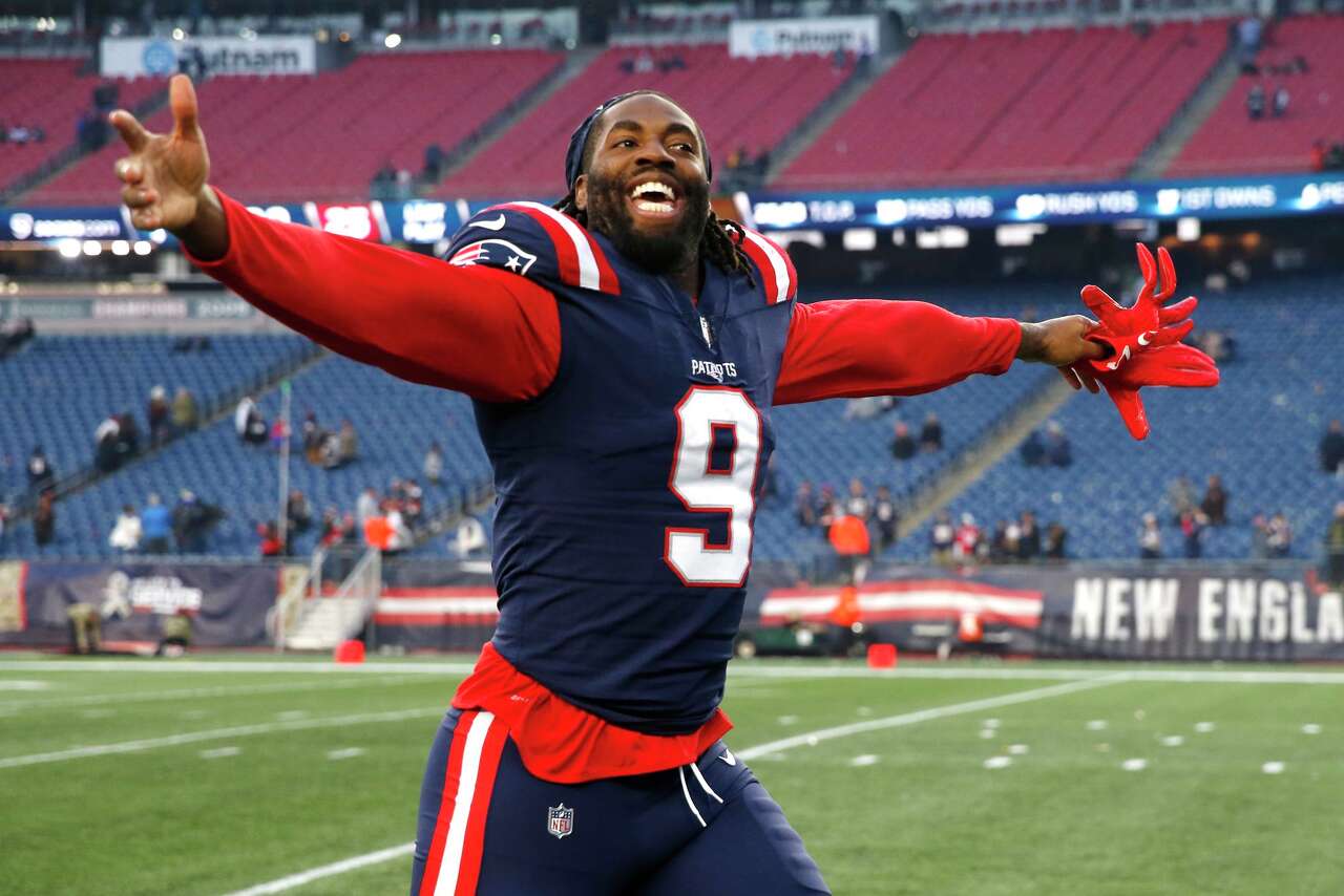 Injury depleted 49ers sign pass rusher Matt Judon to shore up defensive ...