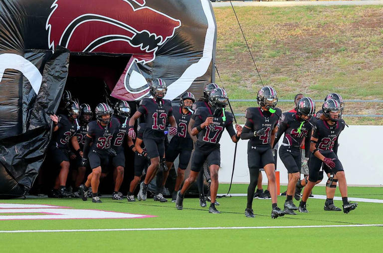 A look at the undefeated Dallas-area UIL football teams and their last ...