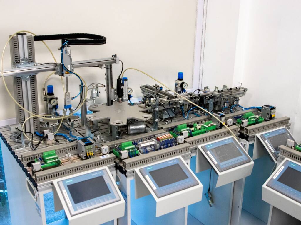 Manufacturing procurement software lands $17M for Axya