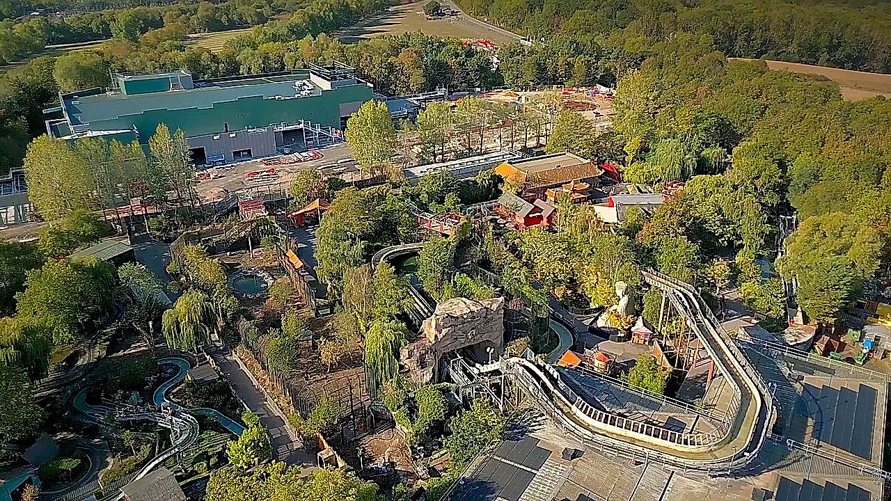 World's first Minecraft theme park land under construction at London resort