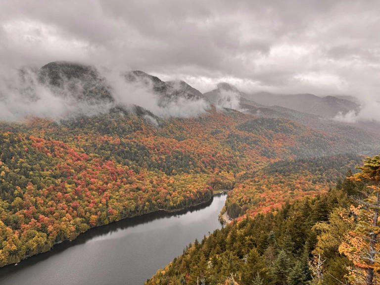 Peak fall color expected in the next week across parts of Vermont, New York