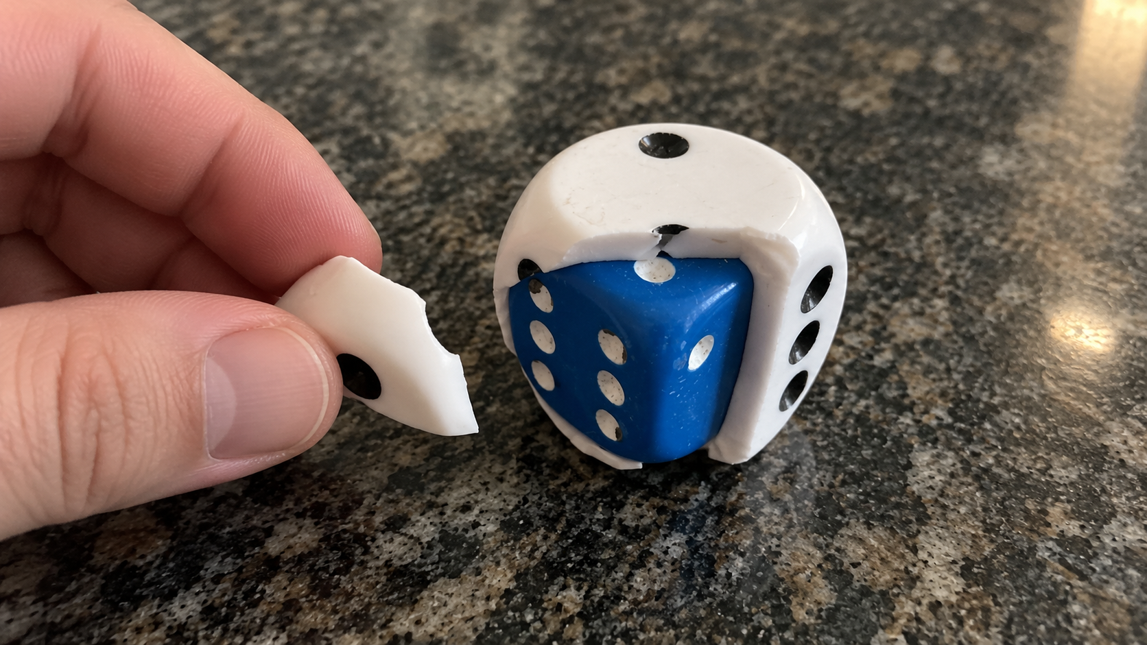 7 everyday objects that look completely different inside