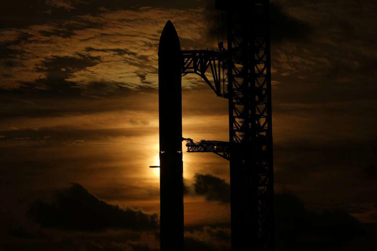 SpaceX Starship mega-rocket splashes down after first-ever orbital flight