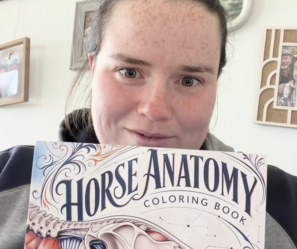 She wanted to learn horse anatomy - but Temu gave the horse an extra eye
