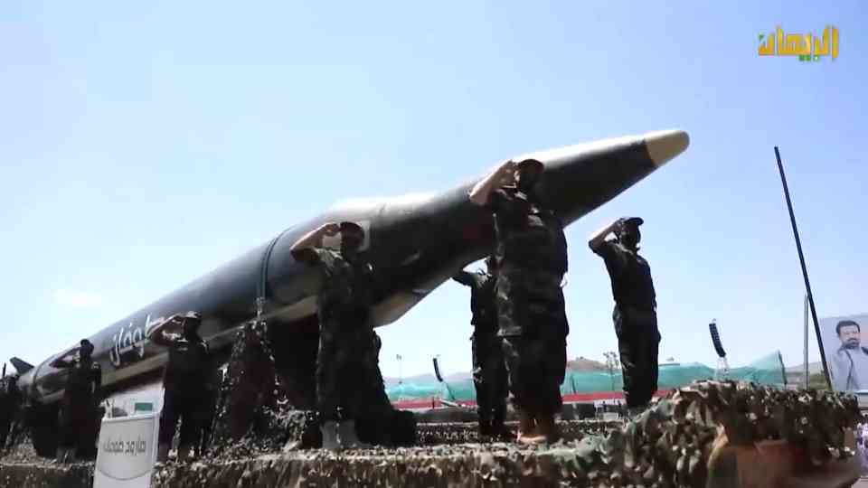 An early Red Sea analysis examined why Houthi attacks had not yet sunk ...