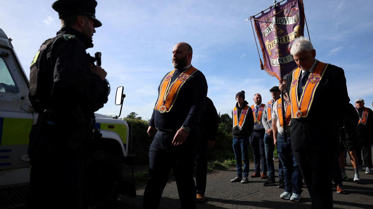 Stalemate over Orange Order parade - as solution to dispute ...