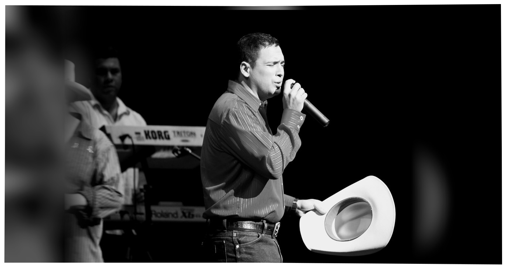 Tejano star Bobby Pulido got nearly 1,000 quinceañera invitations in 24 ...