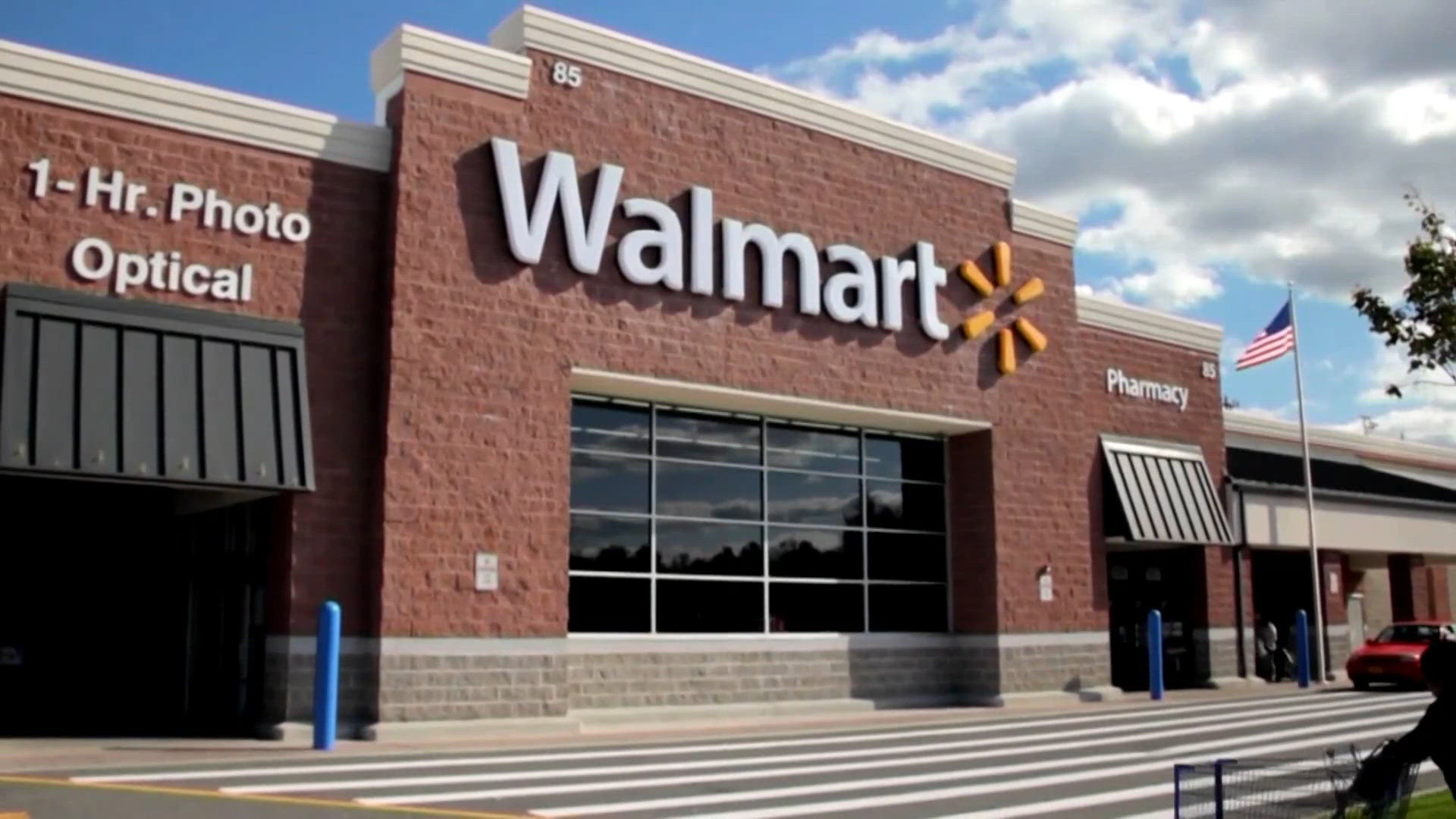 Walmart says digital price labels won't be used for personalized pricing