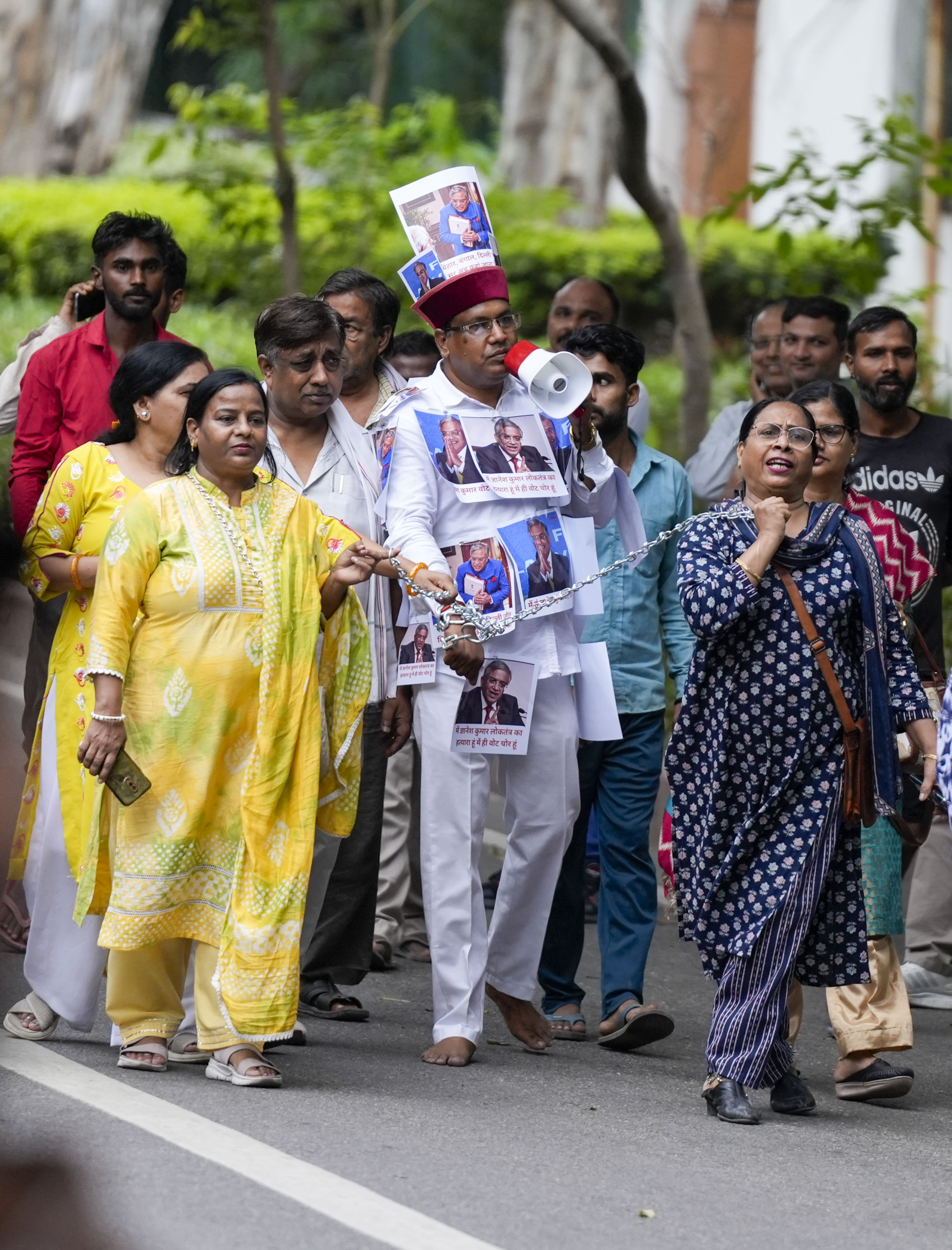 Congress holds protest, demands CEC Gyanesh Kumar's resignation over ...