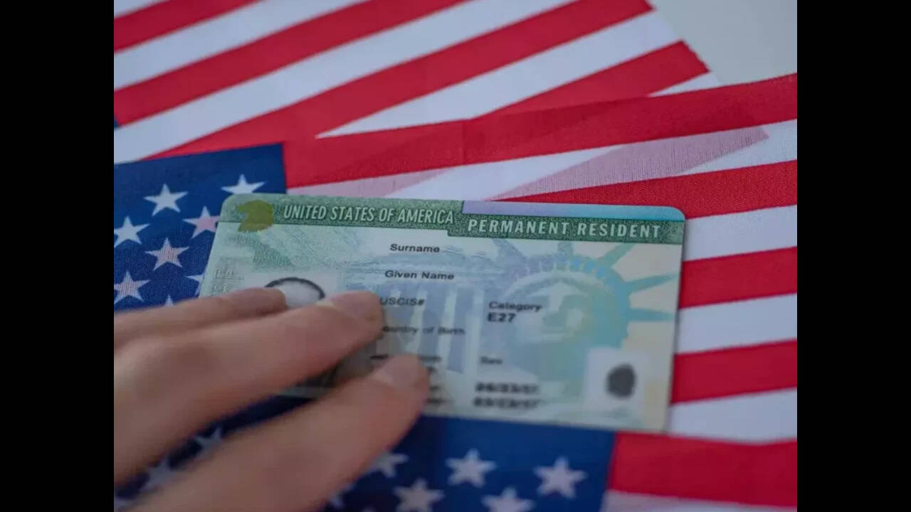 Indian green card applicants see mysterious USCIS status change ...