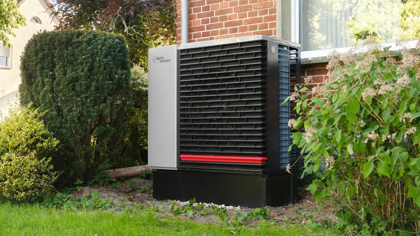The 3 reasons heat pumps are more efficient than furnaces