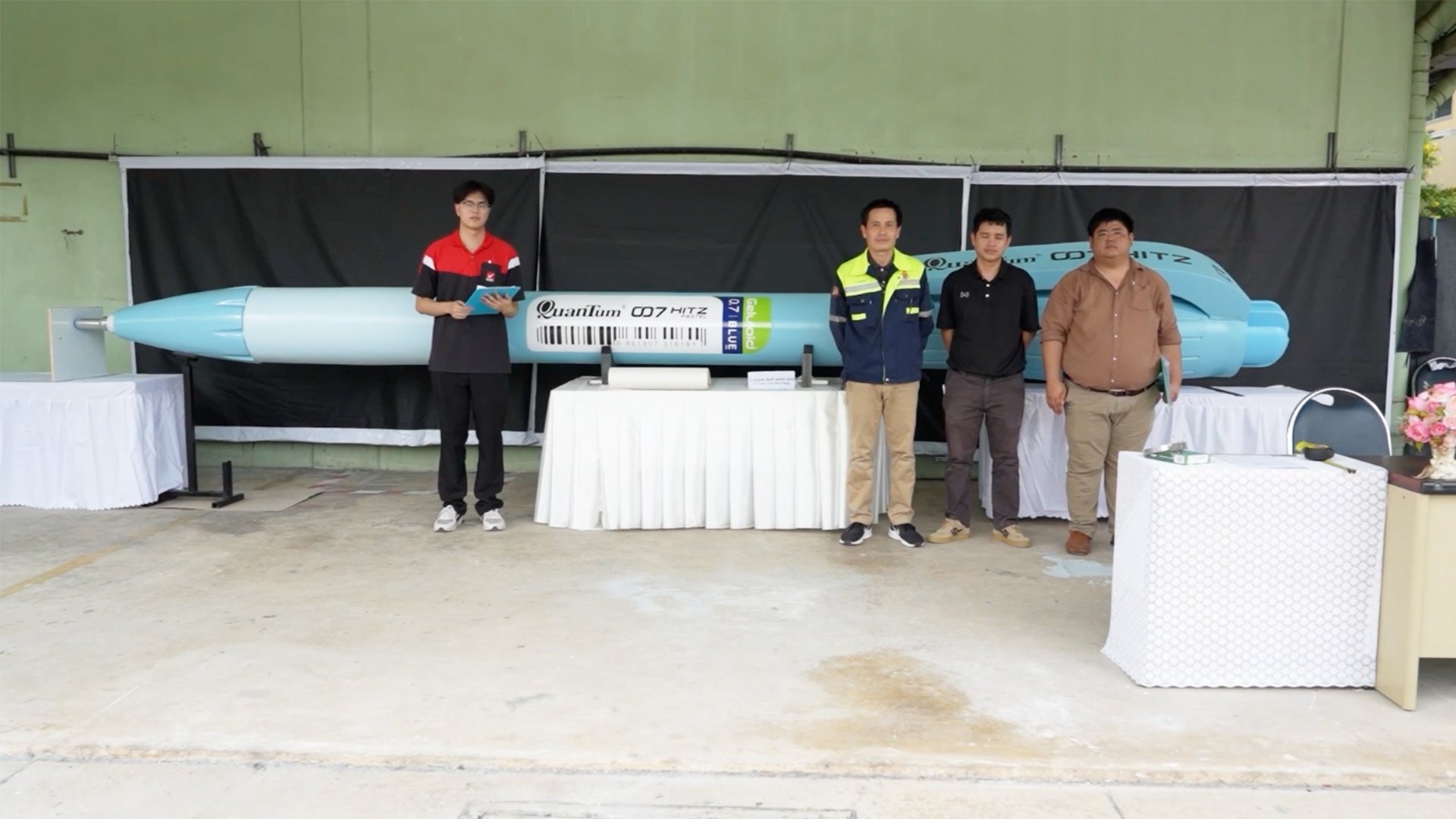 Largest ball point pen - 7.10 metres (23 ft 3 in) long built by DHA ...