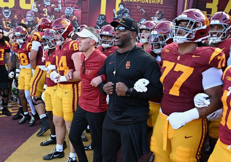 USC has a Lincoln Riley problem, and it's a familiar one