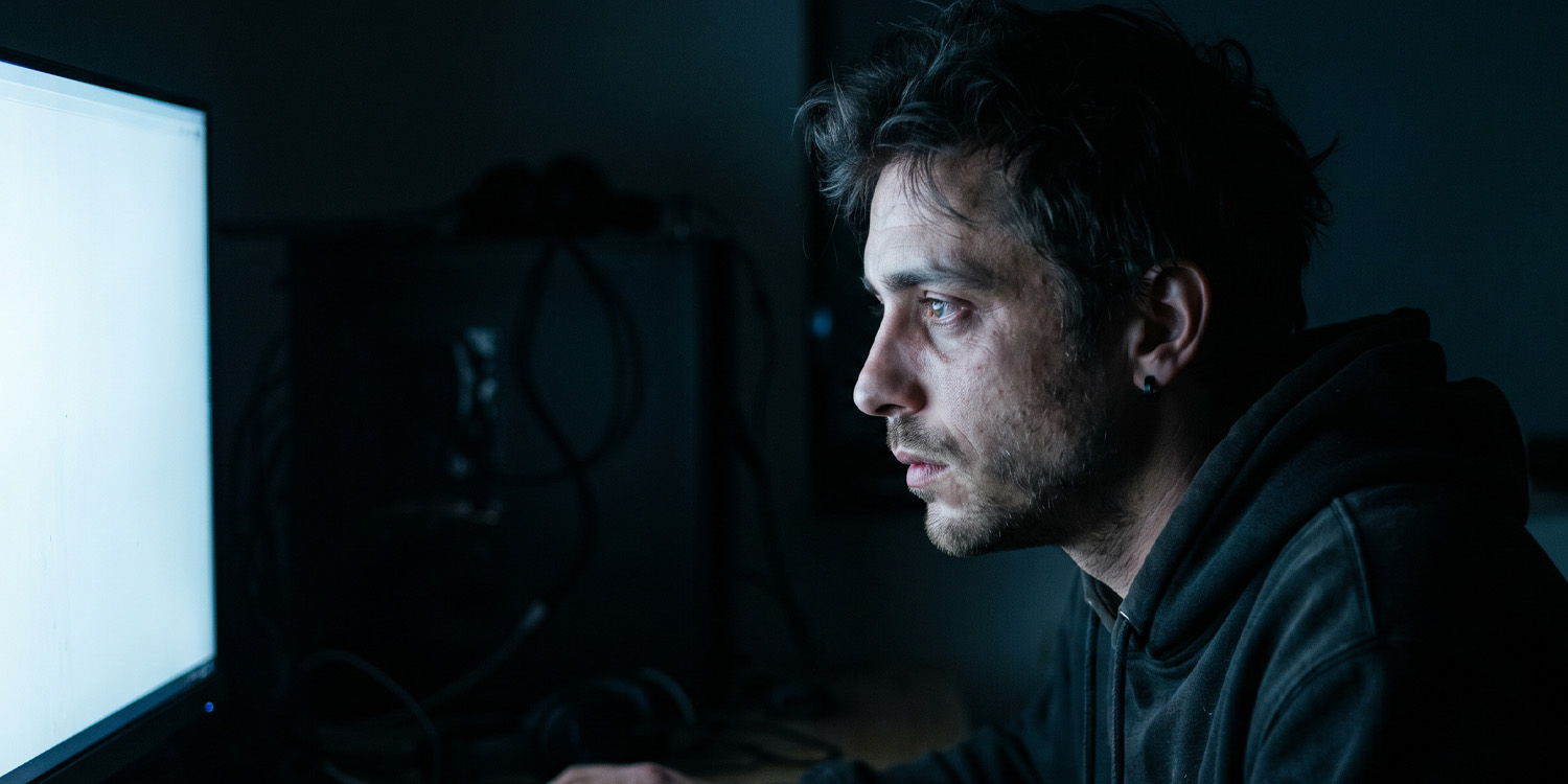 New study links internet addiction to exhausted physiological stress ...