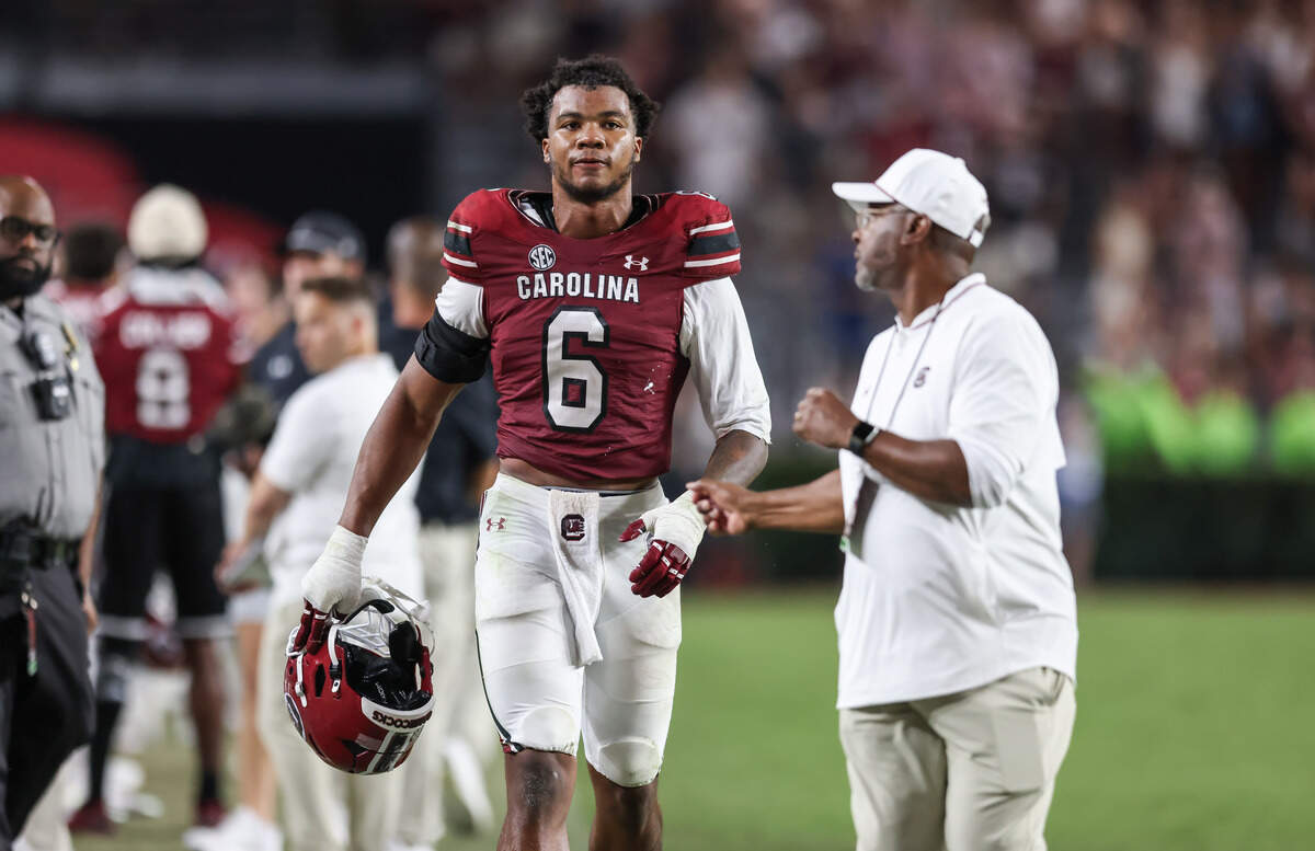 Dylan Stewart has history of in-game issues at South Carolina. A closer ...