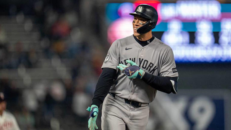 Aaron Judge looms over AL playoffs as Yankees star takes big step back