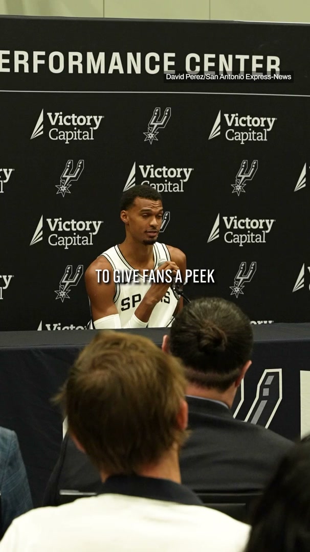 A behind-the-scenes look at this year's Spurs media day