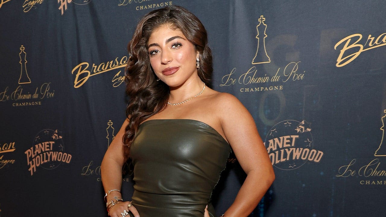 Teresa Giudice's daughter Milania writes birthday tribute to sister ...