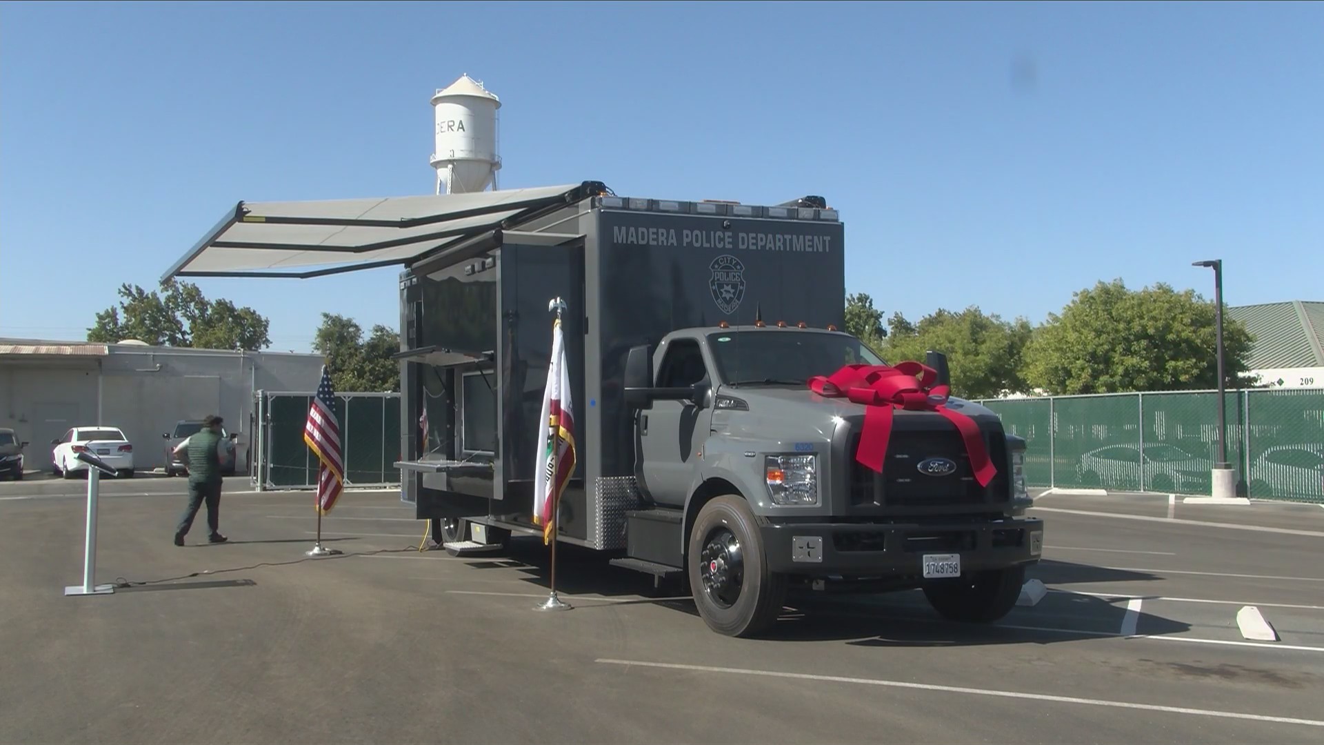 We needed this: Madera Police unveil new mobile command center