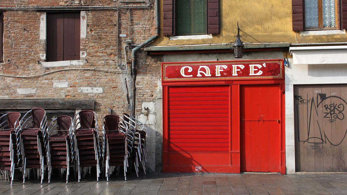 Inflation und hohe Energiekosten: Immer mehr Bars in Italien sterben