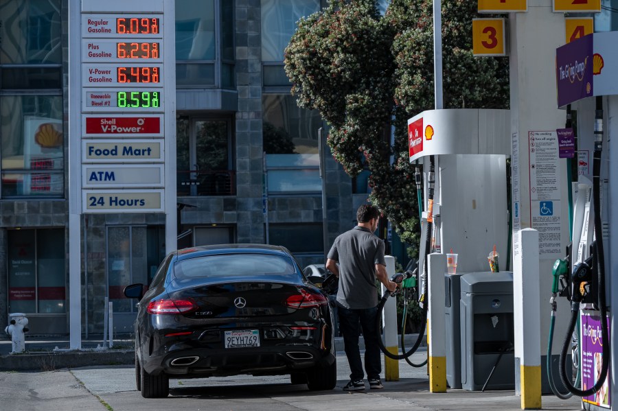 Newsom directs regulators to allow winter-blend gas