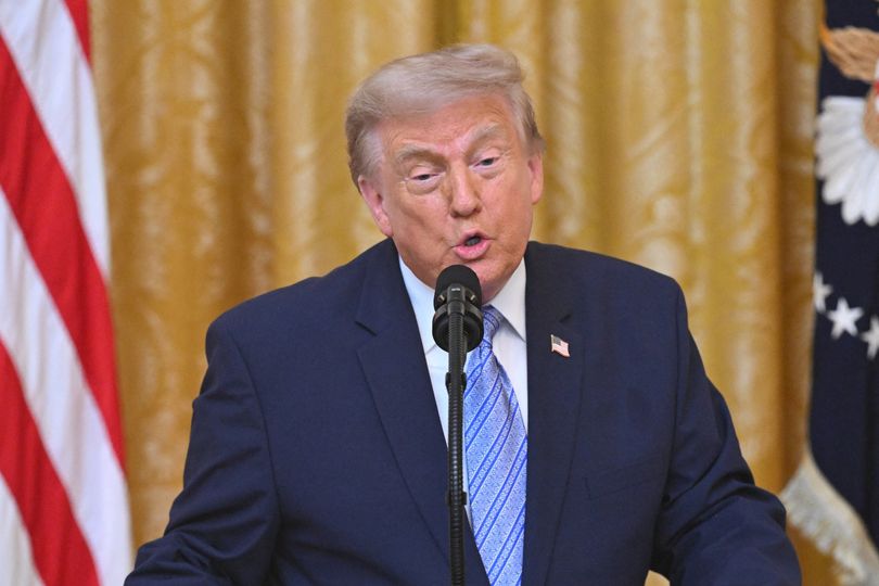 Trump 'in danger of impeachment' after using taxpayer money for 'un ...