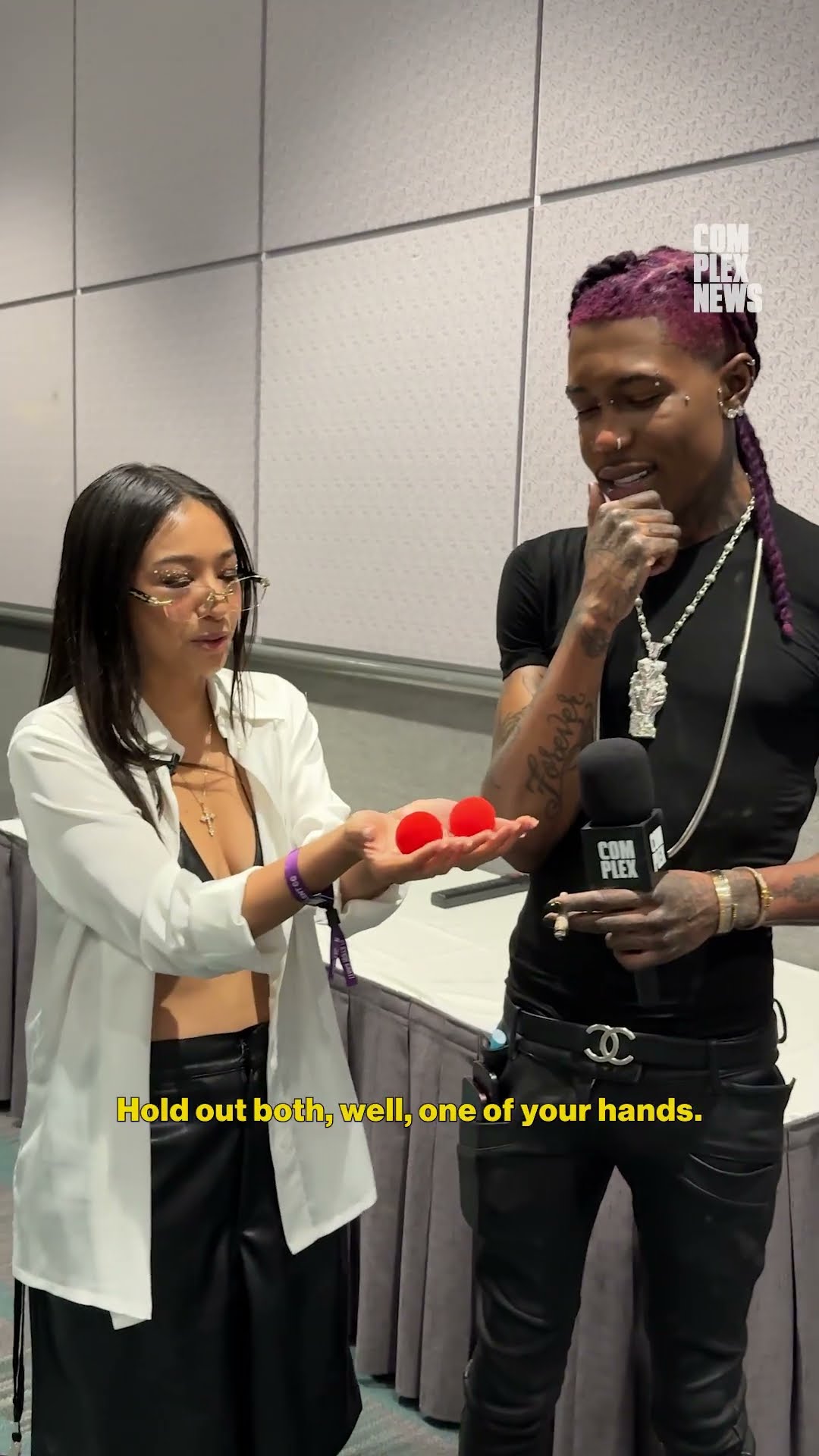 Destroy Lonely gets tricked by magic at ComplexCon!