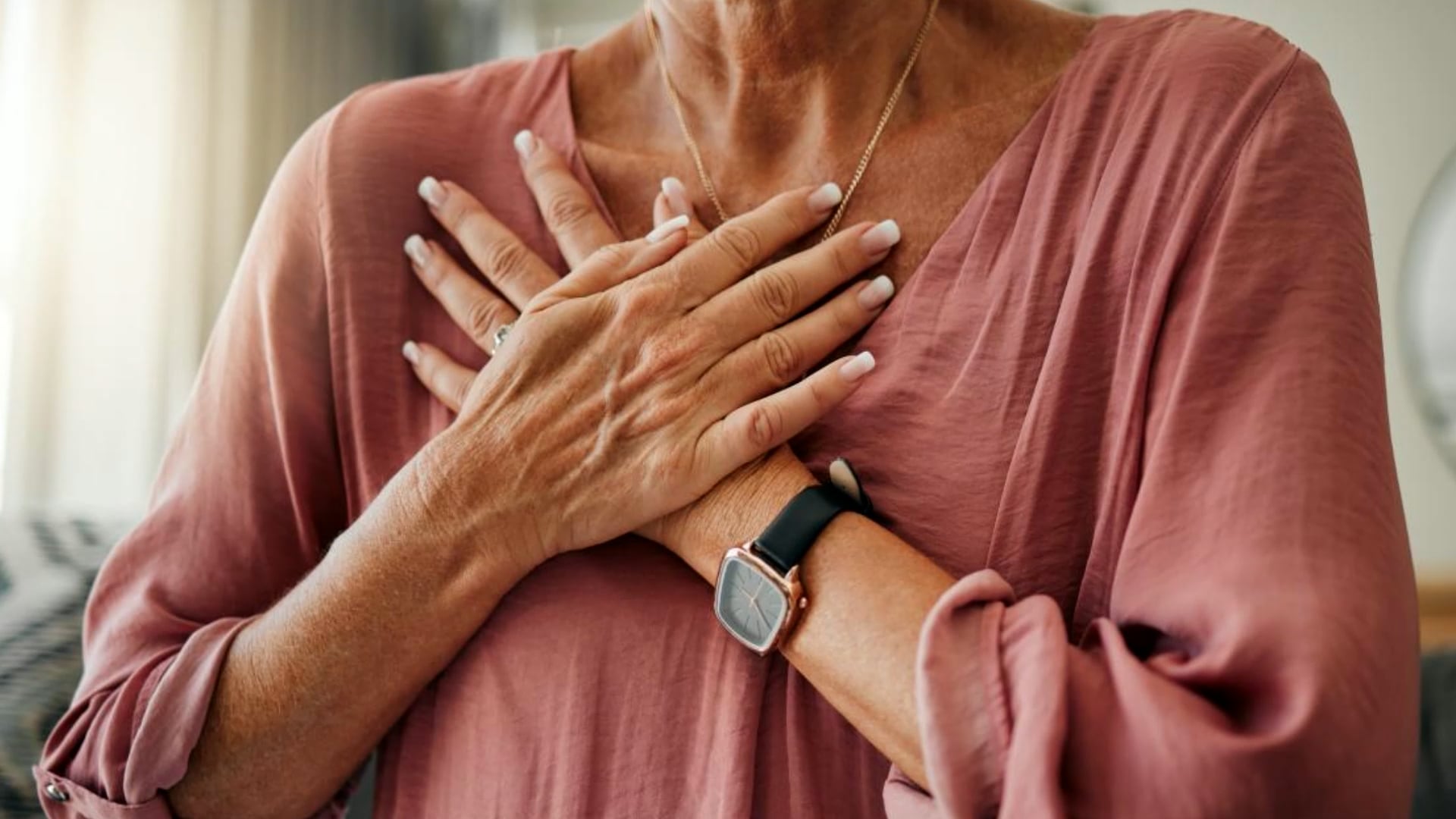 Does your heart race after eating? Causes and what it means