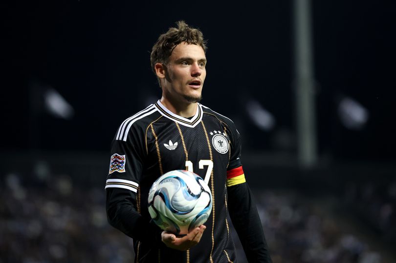 German media delivers Florian Wirtz verdict after huge Jurgen Klopp gesture