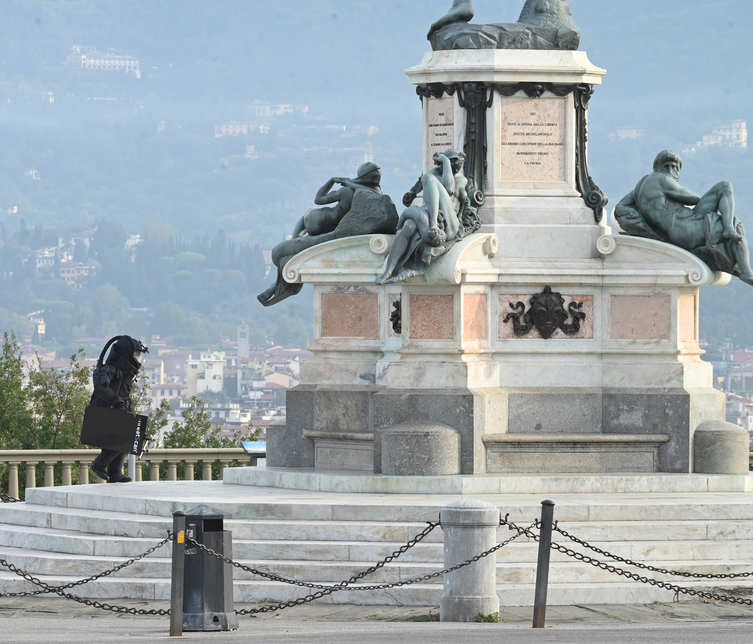 Security alert in Florence after gas canister left near statue of David
