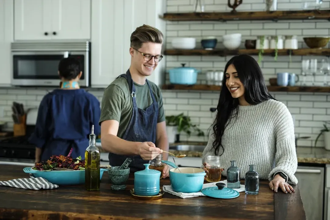 13 small things home cooks do that guests truly appreciate