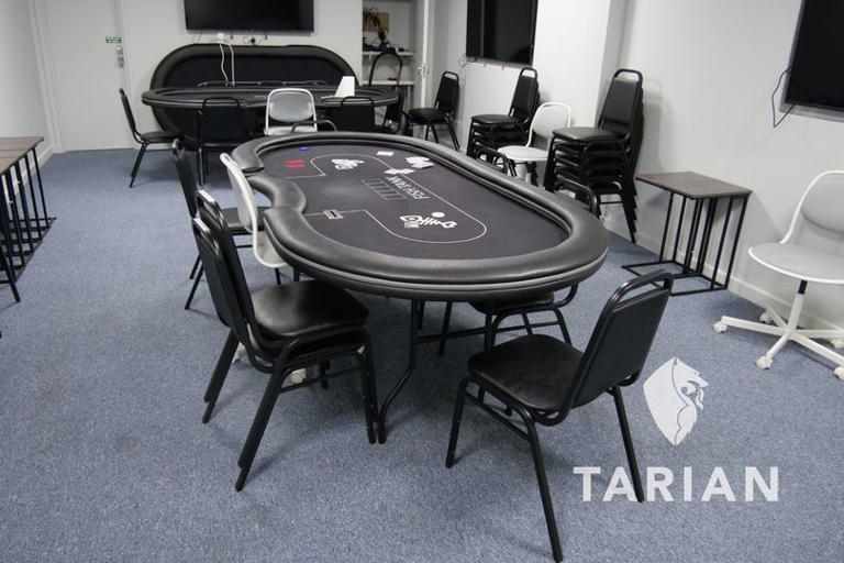 Illegal Cardiff gambling den had six poker tables, cashier's window and ...