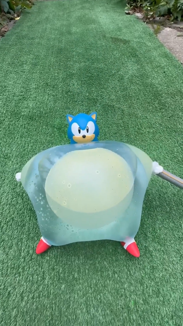Watching inflatable toys grow beyond their usual shape