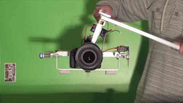 Testing a handheld gyro stabilized brushless gimbal