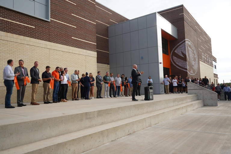 Republic High opens new activities center as student programs grow