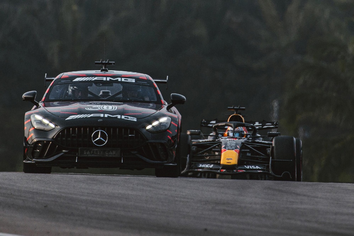 F1 Bahrain GP in Malaysia descends into chaos as car trouble prompts ...