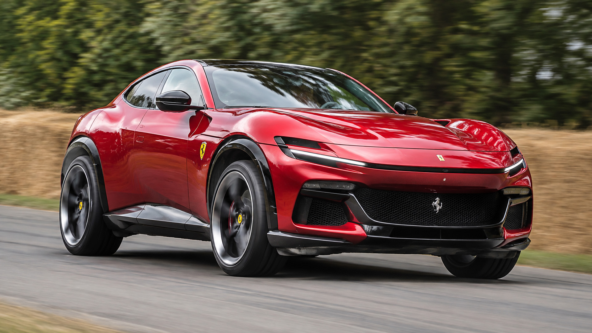 Ferrari Purosangue puts its V12 performance on display