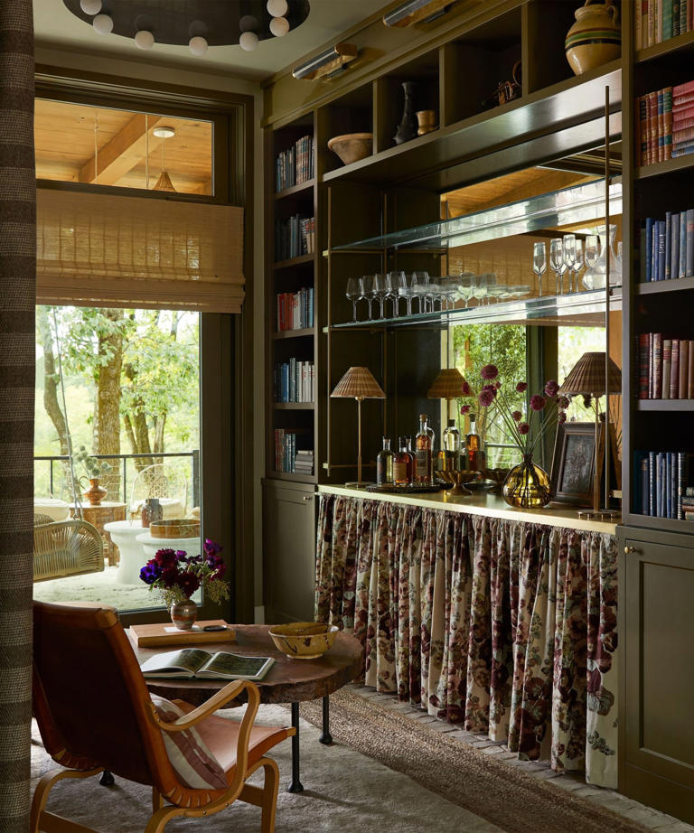 Farrow & Ball's new autumn palette mixes traditional and unexpected tones