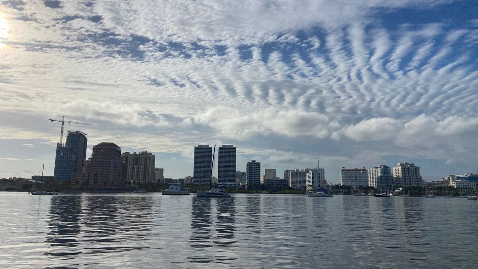 Warm and muggy Monday, rain chances increase later this week