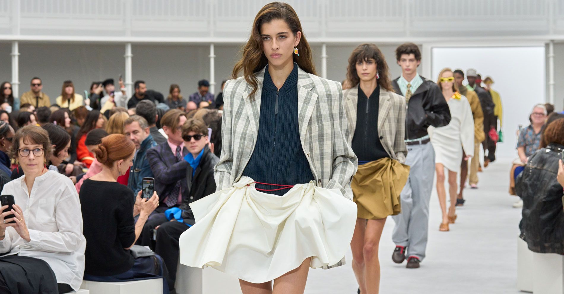 The 2027 Loewe language: 4 details that'll make you fluent