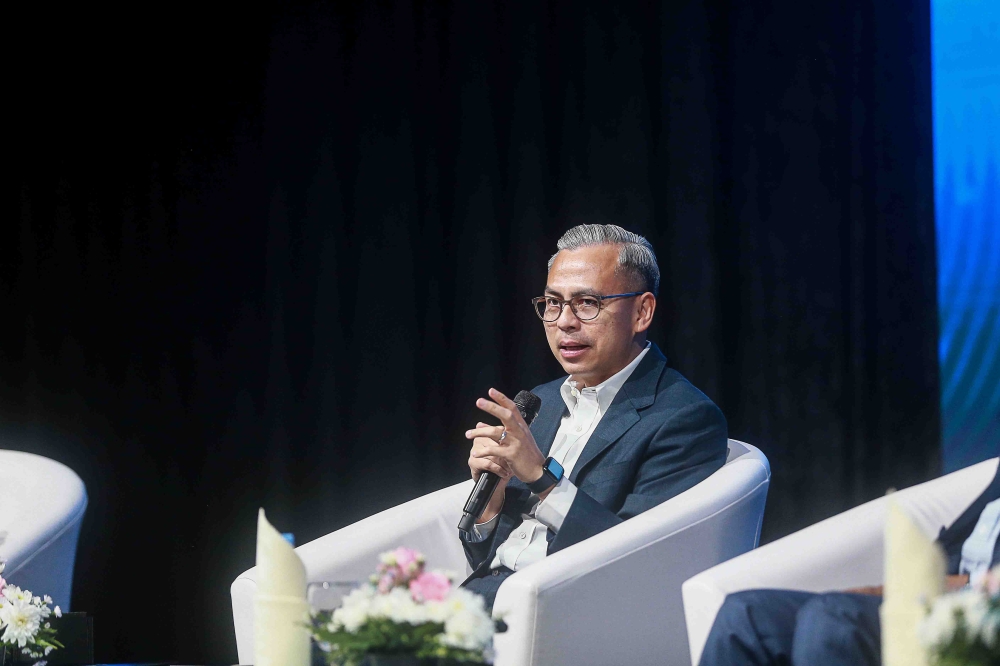 Govt launches framework to prepare communications, multimedia workforce ...