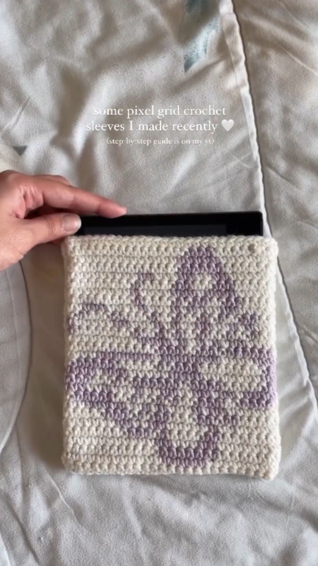 Design your own crochet device sleeve with pixel grids