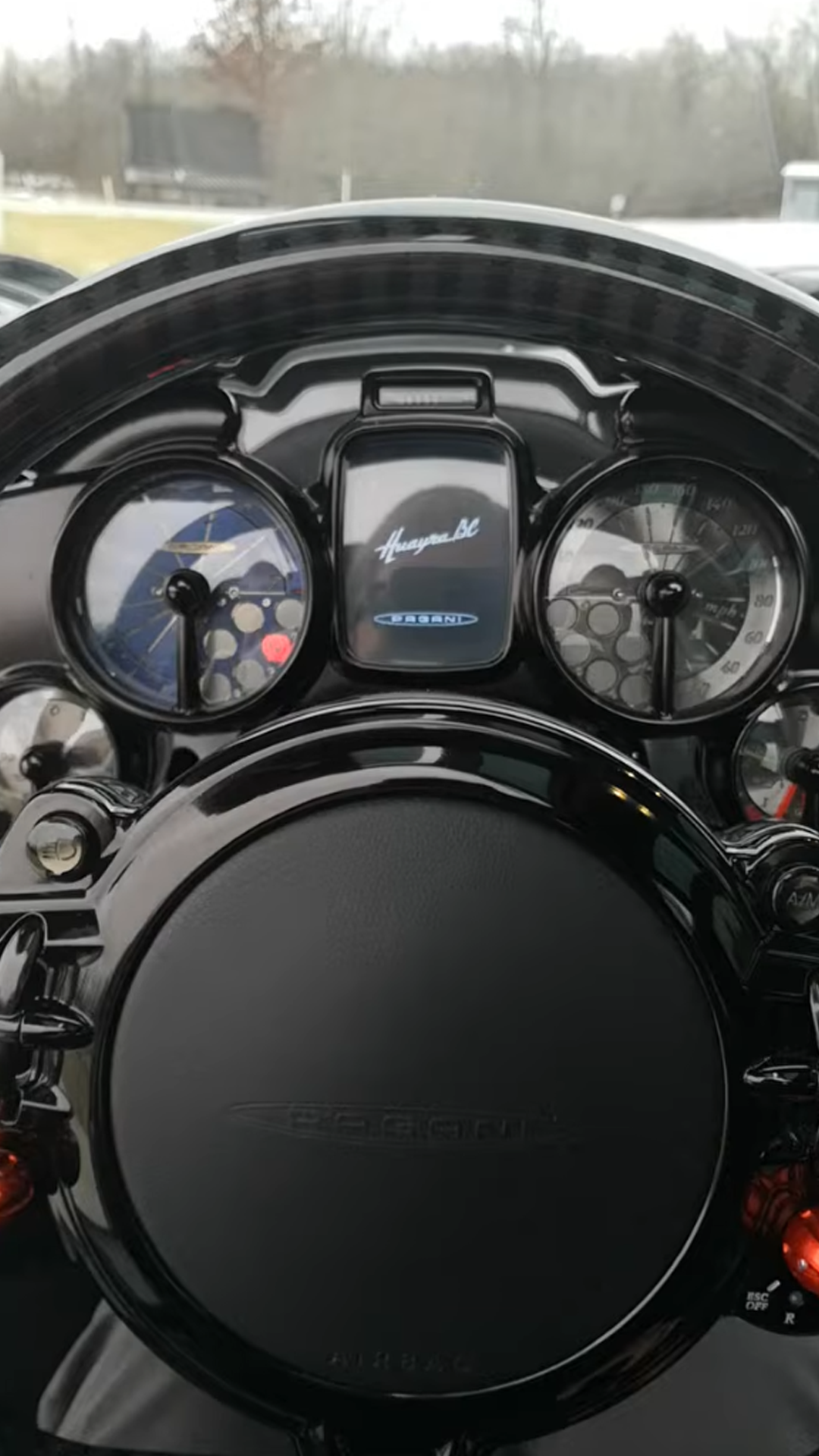 What does a Pagani Huayra BC V12 engine sound like?