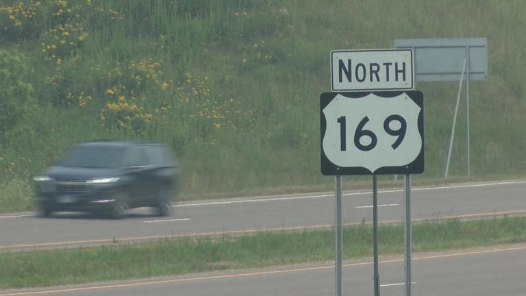 Pedestrian killed on US 169; deputies ask public for help finding driver