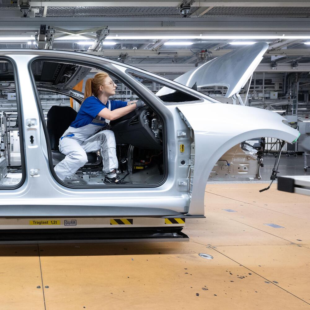 Ifo-Institut meldet Einbruch: Stimmung in deutscher Autoindustrie fällt ...