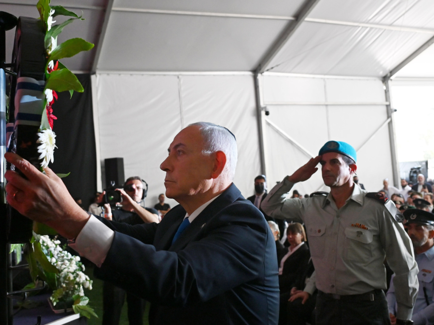 Netanjahu droht Hamas-Kämpfern bei Gedenken an 7. Oktober