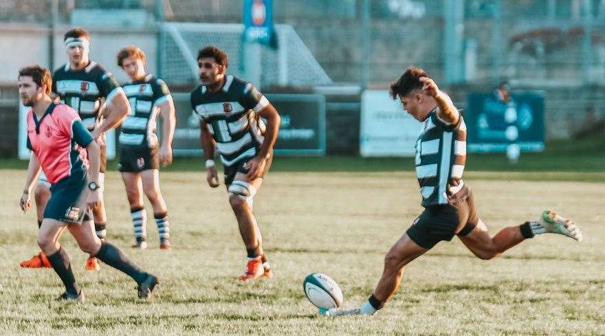 Gravesend 24 Hammersmith & Fulham 21: Regional 2 South East match report