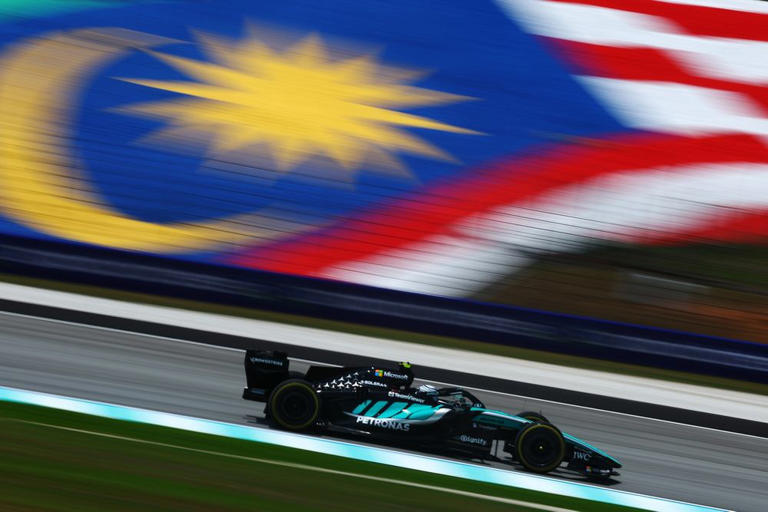 Bahrain Grand Prix draws record-breaking crowd in Sepang