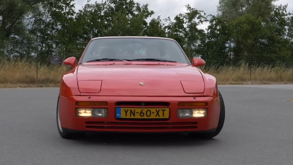 Porsche 944 turbo unleashes old school turbo power